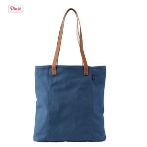 NWT L.L. Bean leather-handled Essential tote